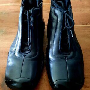 Vintage '90s Prada Men's shoes MINT CONDITION!